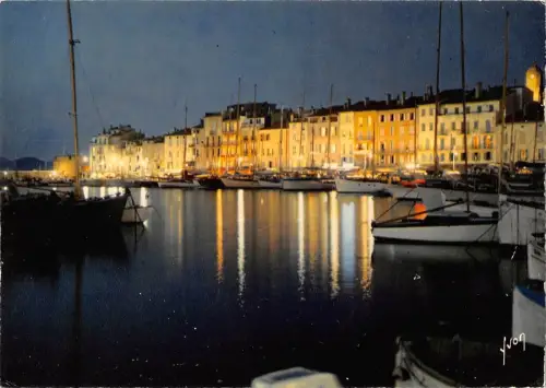 BT9517 Saint Tropez le port vu de nuit Frankreich