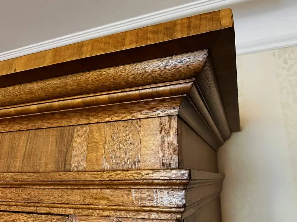 Barockschrank, um 1700, Rheinische Arbeit, Eiche, Intarsien 7