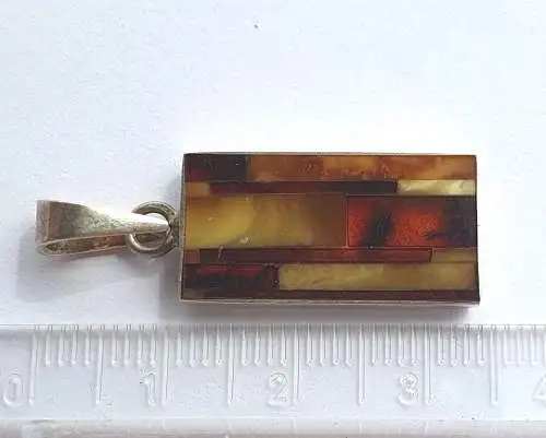 Art Deco Anhänger aus Sterlingsilber mit Bernstein