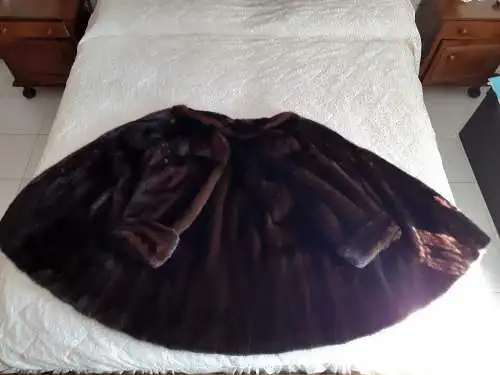 Exklusiver hochwertiger Nerz Pelzmantel handgefertigt