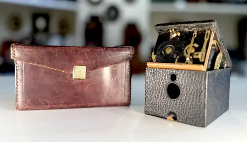 Pocket Kodak '99 Model dans son étui d'origine
