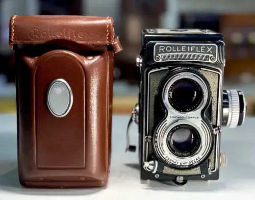 Rolleiflex T1 Gris Objectif Tessar 3,5/75 avec étui