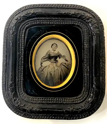 Ambrotype colorisé "Portrait de femme aux bijoux"