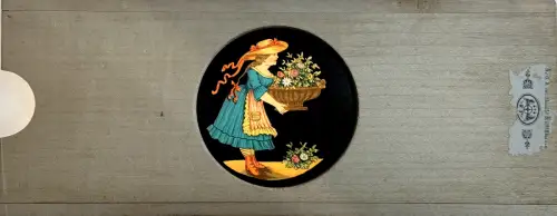 "La corbeille de fleurs", plaque à système pour Lanterne Magique c.1870