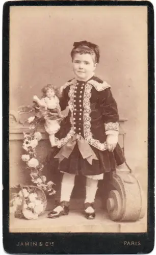 Enfant à la poupée, Carte de Visite Jamin & Cie, Paris c1870