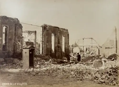 Docks de la Villette, Ruines de la commune de Paris Paul LOUBERE Vintage