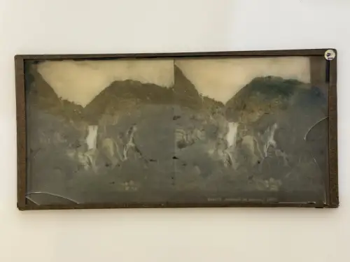 Ferrier et Soulier Plaque de verre peinte vue stéréo "Cascade de Sarenne" c.1875