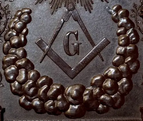 Union Case en relief aux symboles maçonniques,   Ambrotype d'un homme médaillé