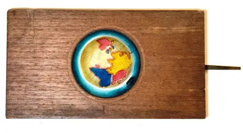 "La goélette autour de la Terre" plaque à tirette pour Lanterne Magique c.1850