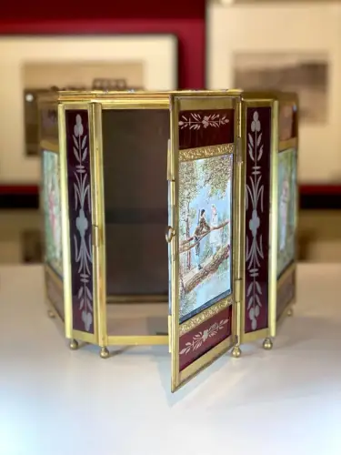 Grande lanterne pour 3 lithophanies colorisées circa 1850