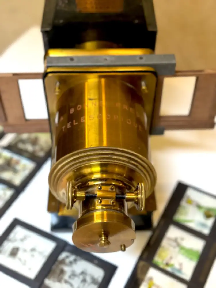 Lanterne magique avec 3 séries de plaques de verre humoristiques 5