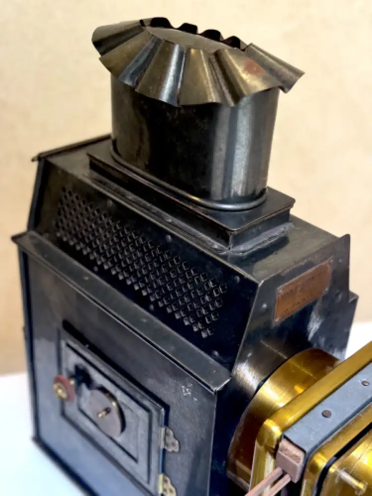 Lanterne magique avec 3 séries de plaques de verre humoristiques 8