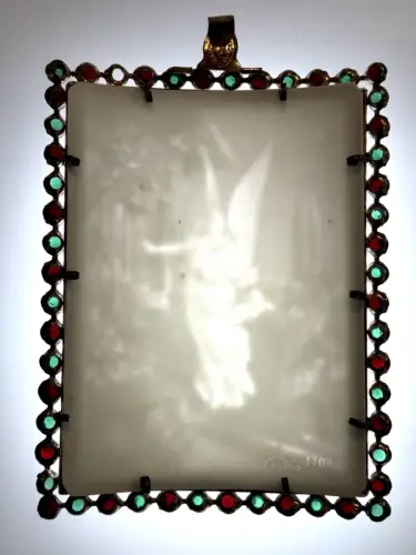 Lithophanie convexe sertie de strass "L'Ange" circa 1850