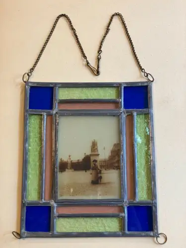 Photo vintage PARIS - Plaque de verre - Encadrement type vitrail - 1875