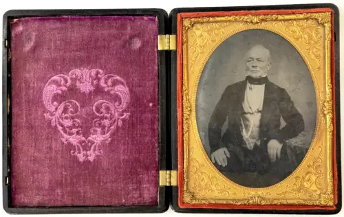 Grand Union Case en relief S.Peck & Co, Ambrotype 1/2 plaque  c.1860