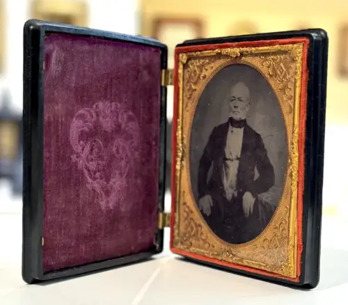 Grand Union Case en relief S.Peck & Co, Ambrotype 1/2 plaque  c.1860
