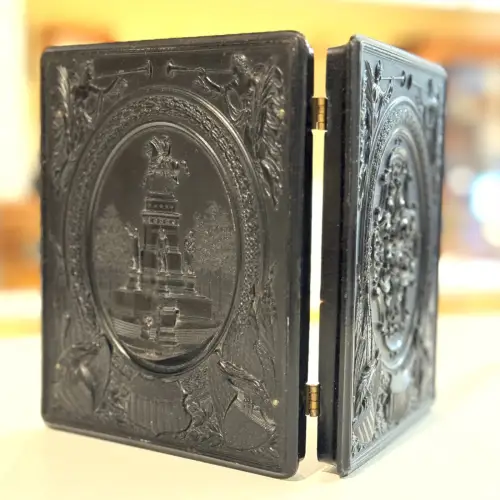 Grand Union Case en relief S.Peck & Co, Ambrotype 1/2 plaque  c.1860