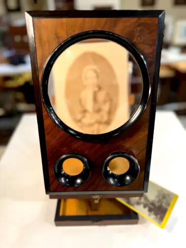 Grand Graphoscope mono et stéréo en ronce de thuya