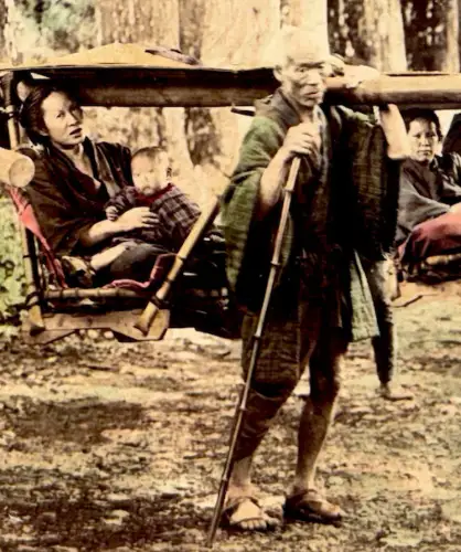 Kusakabe KIMBEI, Tirage albuminé acquarelé Les porteurs de palanquin circa 1880