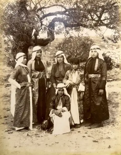 Felix BONFILS (1831-1885) Jeunes filles de Bethléem, Palestine c.1870