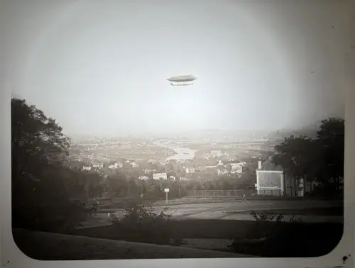 Grande plaque de verre d'un Zeppelin c.1910 Photographie Vintage
