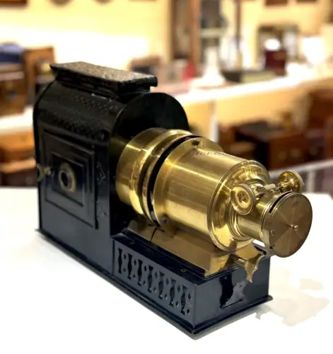 Lanterne Magique HELIOS de E.MAZO circa 1900