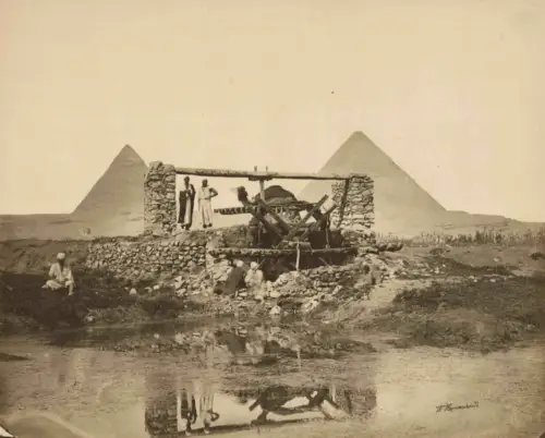 W.HAMMERSCHMIDT (1822-1869), Sakieh près des pyramides, signé circa 1860
