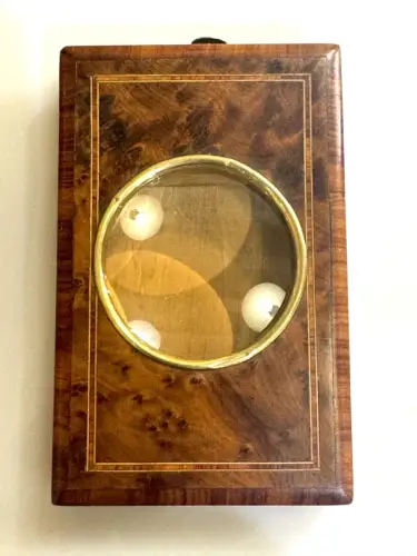 Venus d'Arles dans son Graphoscope en bois de Rose circa 1880