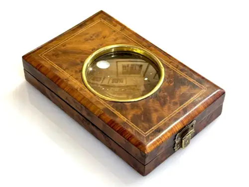 Venus d'Arles dans son Graphoscope en bois de Rose circa 1880