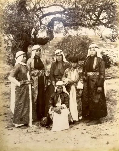Felix BONFILS (1831-1885) Jeunes filles de Bethléem, Palestine c.1870
