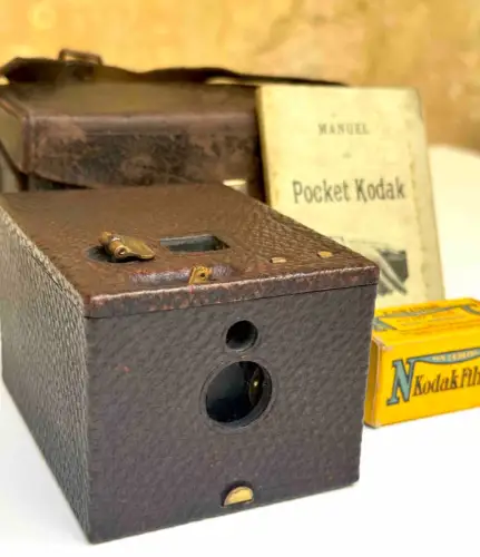 Pocket Kodak Model'96 dans son étui d'origine, pellicule et mode d'emploi