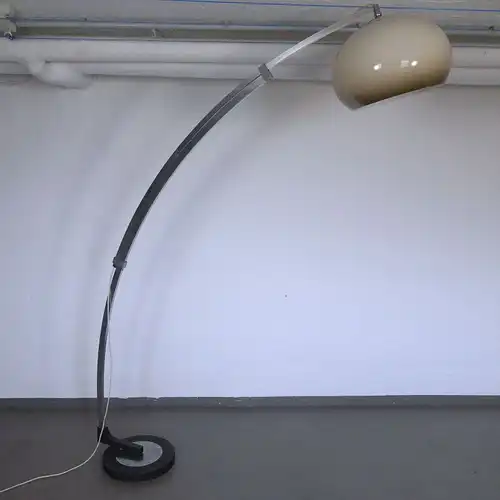 Arc Lamp Bogenlampe mit Plasikschirm, Italienischer Stil Vintage Lampe 70er 80er