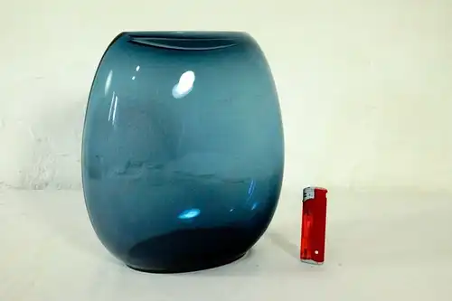 Große Glasvase Mid Century Sommerso Stil blau Denmark Danish Design Vase 60er