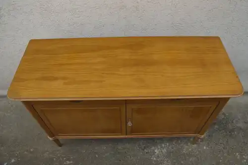 Vintage kleines Sideboard Anrichte Schrank Kirschbaum 50er 60er