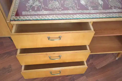 Kleines Sideboard mit Schubladen und Glasplatte von Behr Möbel | 1958, 50er Jahre