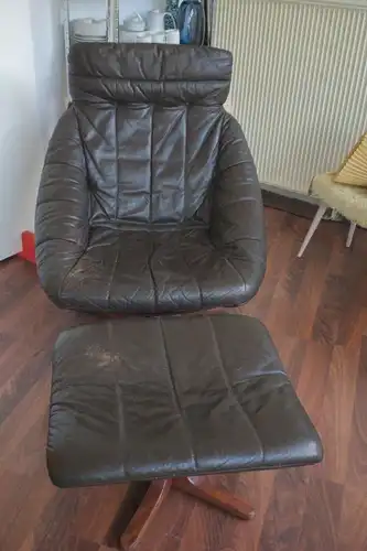 Loungechair mit ottomane hocker ledersessel teilrestauriert drehbar 60er 70er