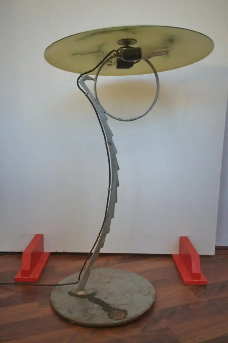 Einzelstück bodenlampe aus stahl unbek künstler tellerlampe 50er jahre stil 1