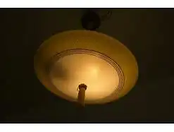 Schlafzimmerlampe hängelampe mit quaste rund mit dekor vintage lampe 50er jahre