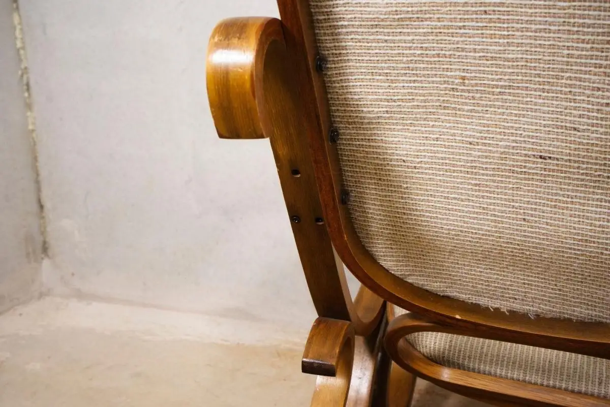 Vintage Schaukelstuhl, gebogenes Holz, im Stil von Thonet | 60er Jahre 5