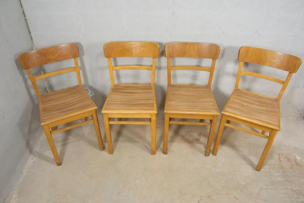 4 formschöne alte Küchenstühle Stühle aus Buchenholz mit Linoleum am Sitz | 50er 1