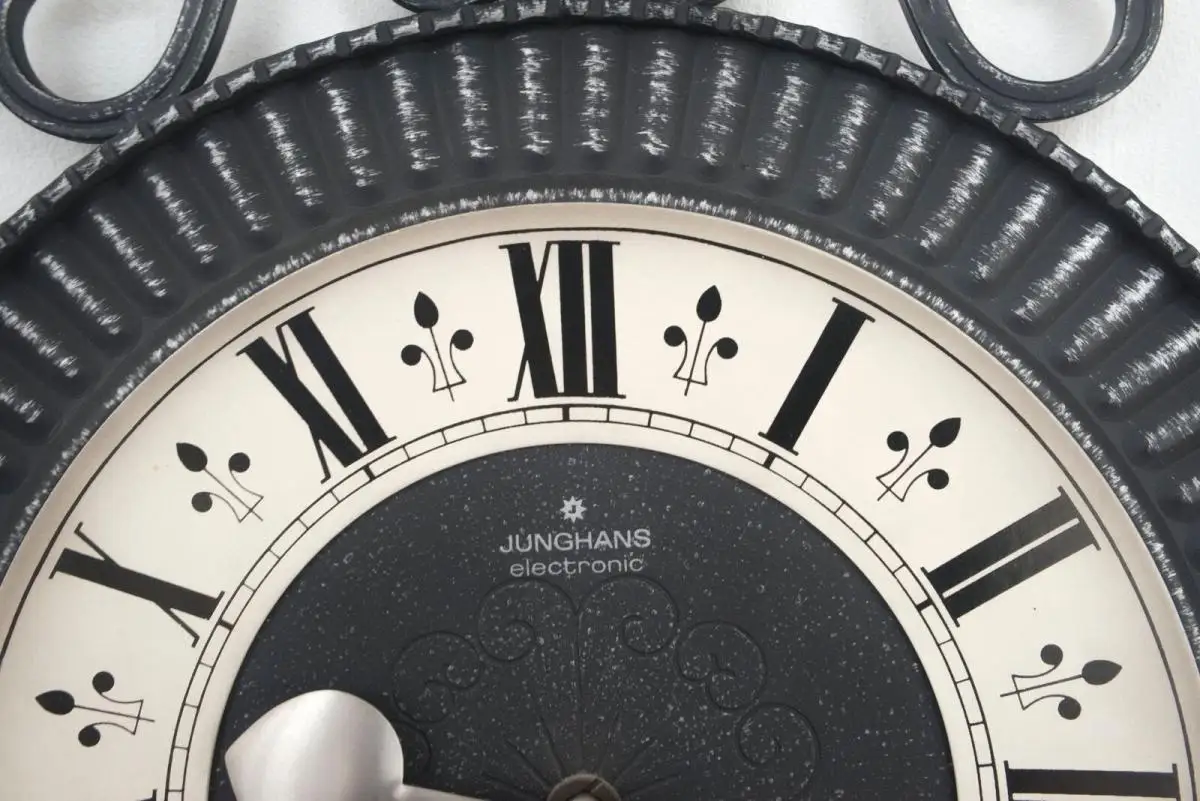 Vintage Wanduhr Junghans Ato-Mat, rustikales Design, elektron Laufwerk | 60er 2