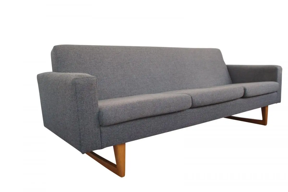 Teaksofa 3-Sitzer Sofa mit Teak Gestell und grauem Stoff aus Schweden 60er Jahre 0