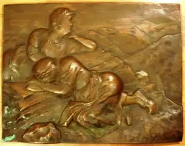 Bild, Relief - Kupferarbeit,  zwei Frauen auf einem Alpengipfel, signiert, 1931