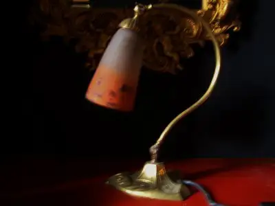 Degue Frankreich Art Nouveau Tischlampe 1