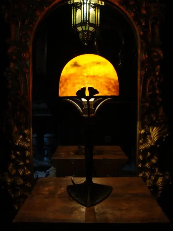 Art Deco Tischlampe, Degue , Frankreich
    1