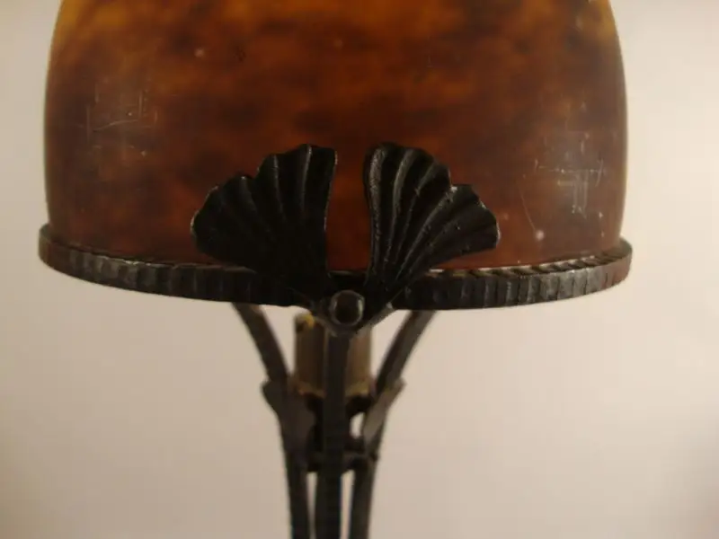 Art Deco Tischlampe, Degue , Frankreich
    2