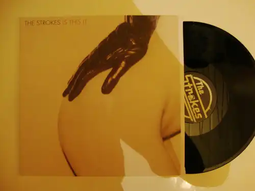 Strokes - Is This It  LP