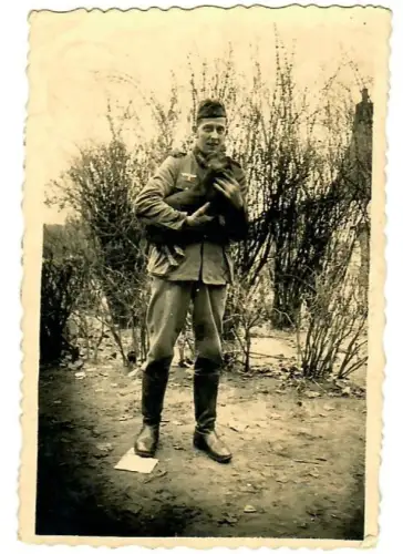 WW2, 2.WK, Wehrmacht Foto Soldat mit Hund, Polen, November 1939 , 12018