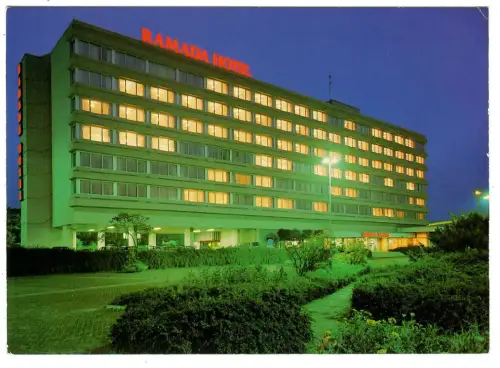AK Ludwigshafen, RAMADA Hotel bei Nacht, 10871