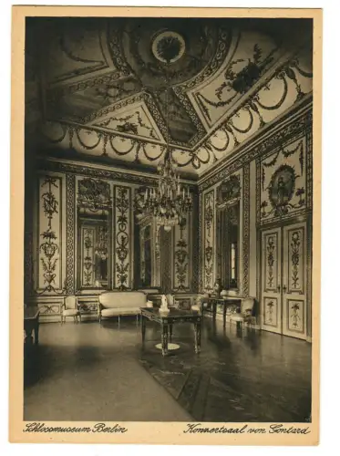 AK Berlin, Schlossmuseum - Konzertsaal von Gontard, 10981